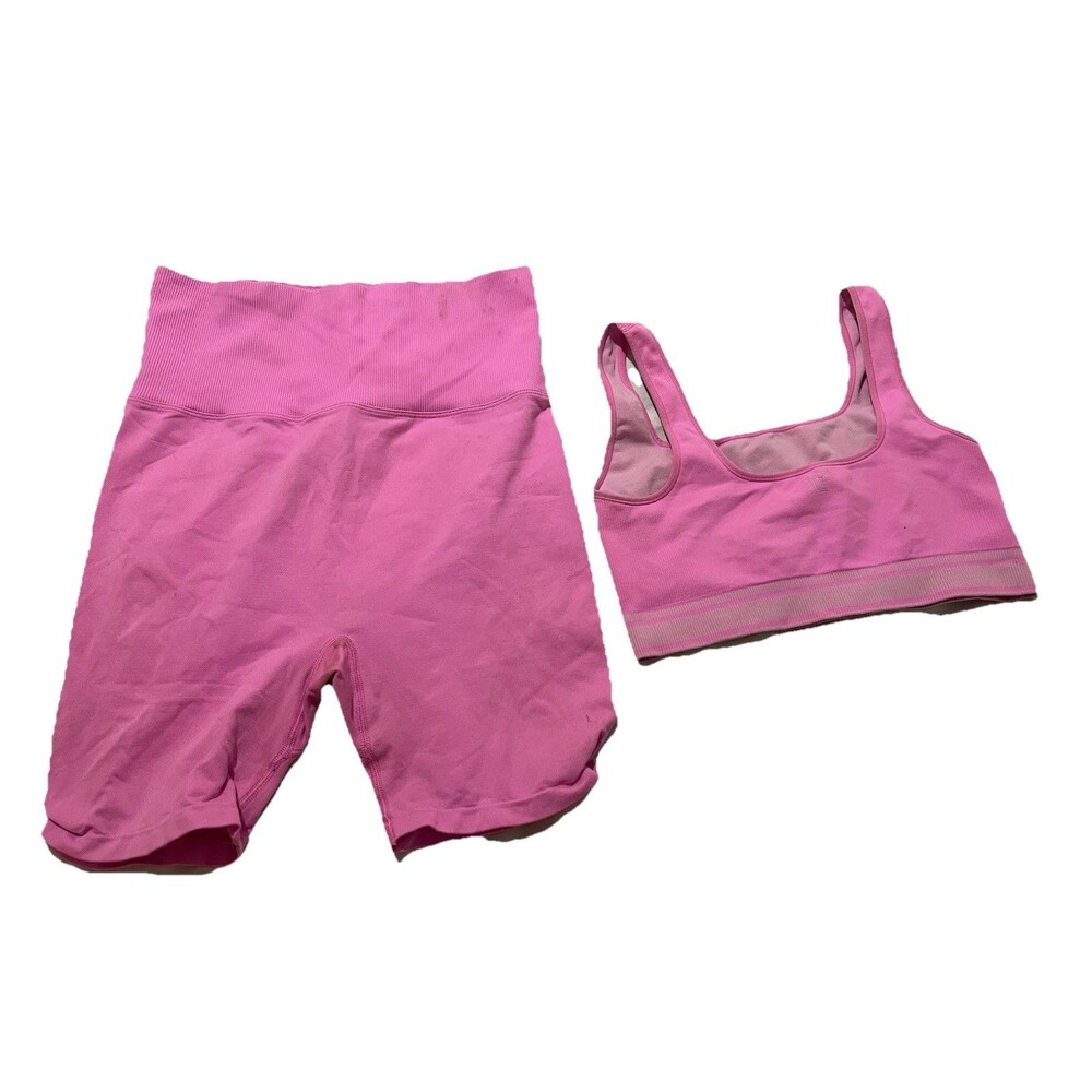 PINK Victoria's Secret Seamless Ribbed Sports Bra & Biker Shorts Set